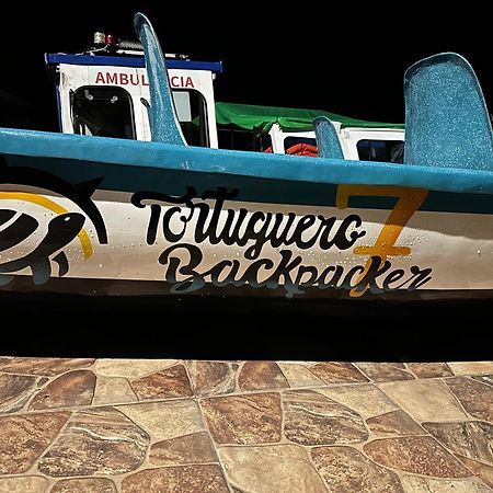 Hostel Tortuguero 7Backpackers Exteriör bild